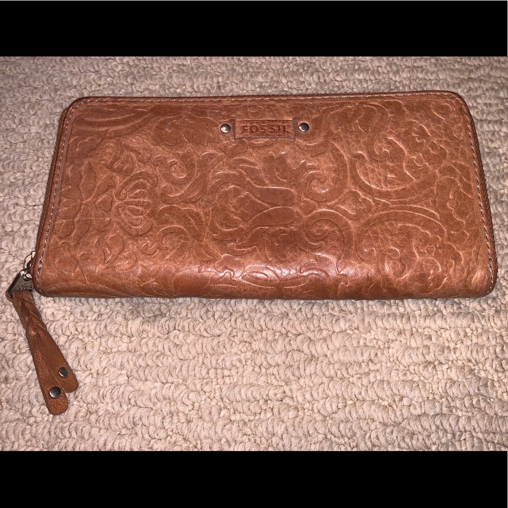 Fossil Zippered Wallet
